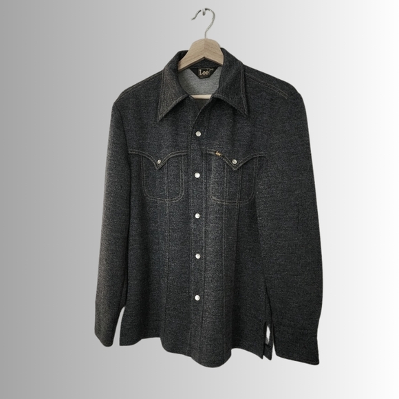 Vintage x 70s “made in USA” Lee Denim Knit Pearl Button Snap Shirt - Picture 2 of 8